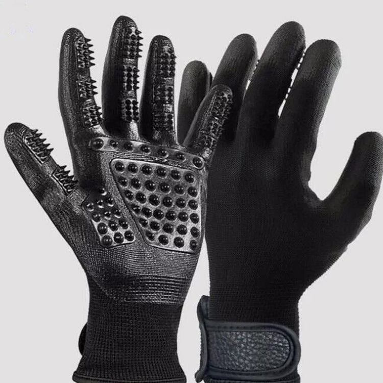 Transform Your Pet Grooming Routine with Our Soft Rubber Grooming Glove
